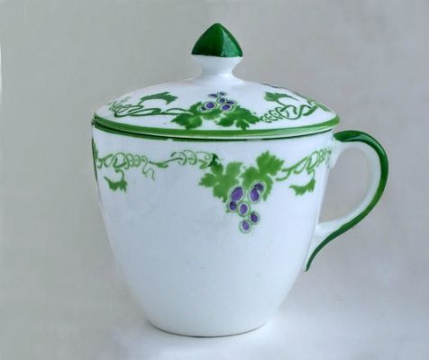 CHOCOLATE 01 Cup (Actually NEW YORK with a lid)